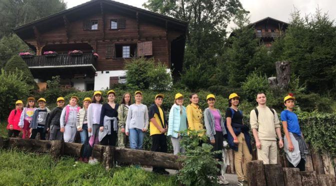 10 августа 2019 года в Швейцарских Альпах открылась лагерная смена для воспитанников Воскресной школы Патриаршего Подворья
